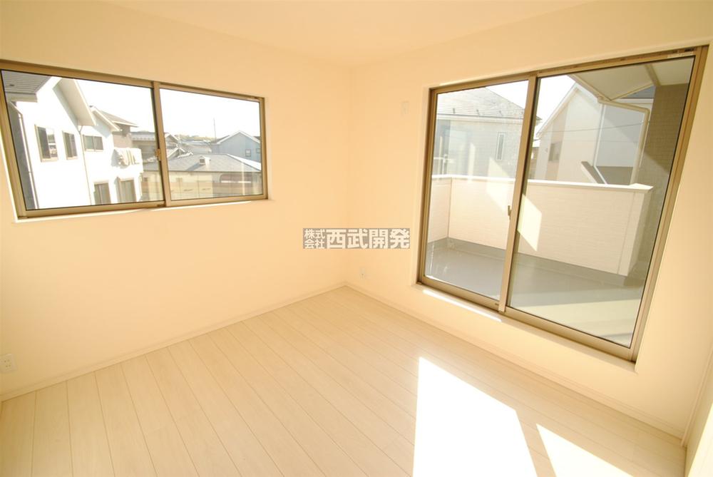 Non-living room. Indoor (11 May 2013) Shooting