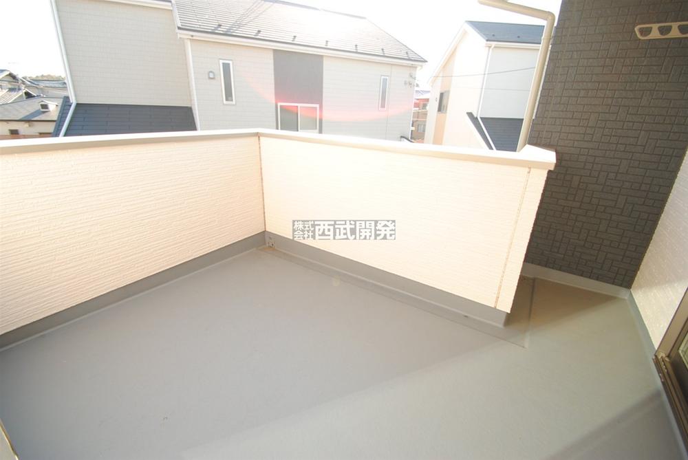 Balcony. Indoor (11 May 2013) Shooting