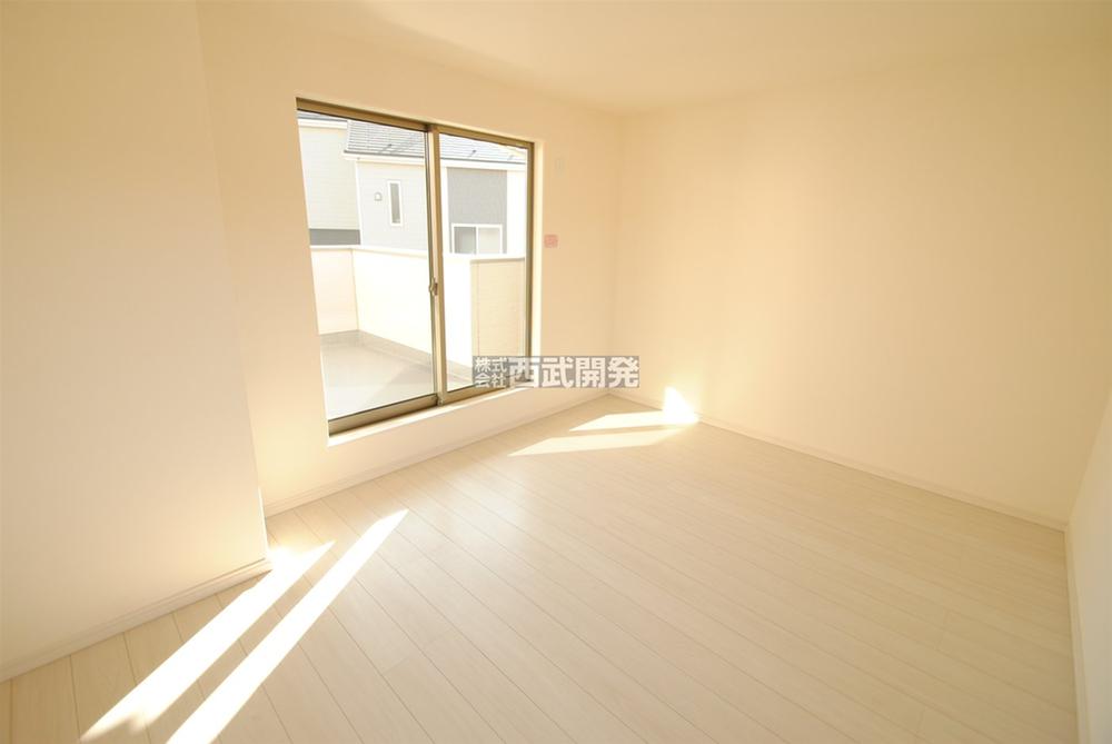 Non-living room. Indoor (11 May 2013) Shooting