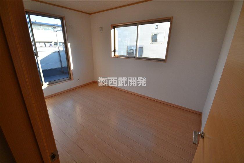 Non-living room. Indoor (11 May 2013) Shooting