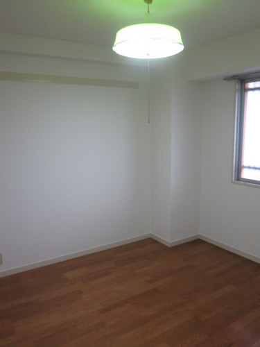 Other room space. Western-style (about 4.5 tatami mats)