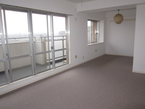 Living and room. Living-dining (about 19.0 tatami mats)