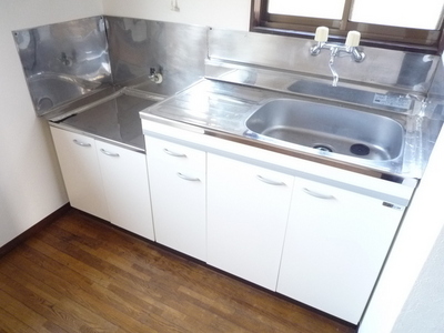 Kitchen. Two-burner gas stove installation Allowed