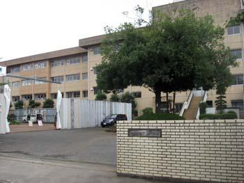 Junior high school. 1500m to sand junior high school