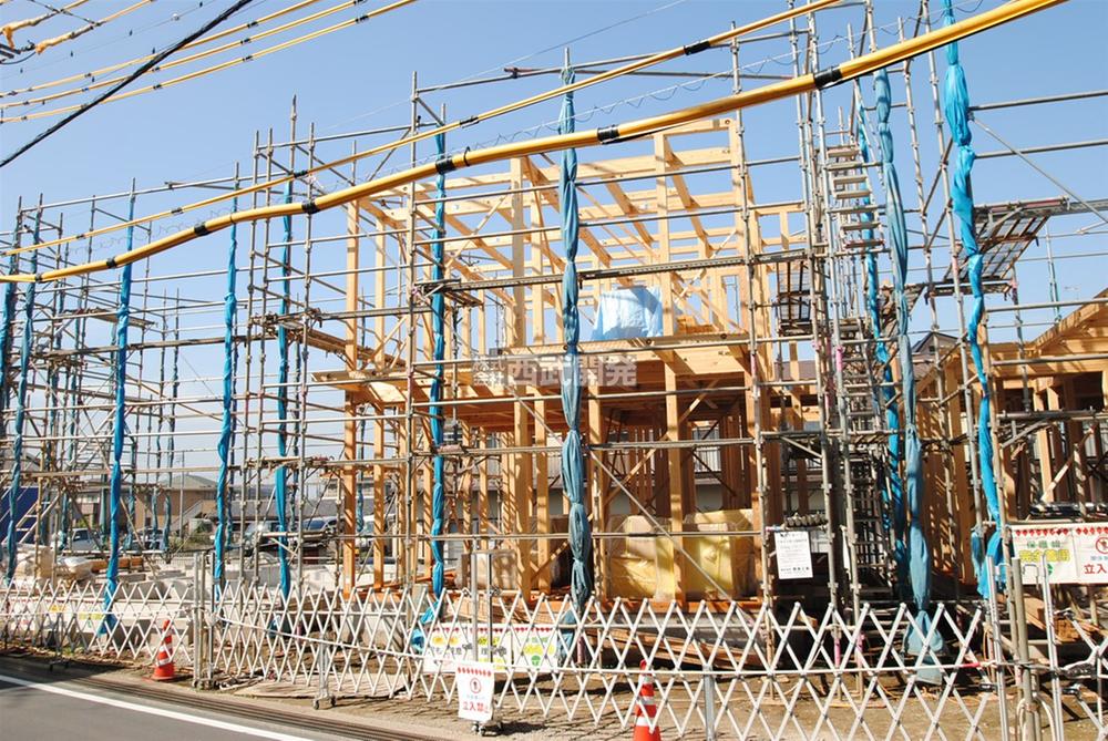 Local appearance photo. Local (10 May 2013) Shooting Building 2