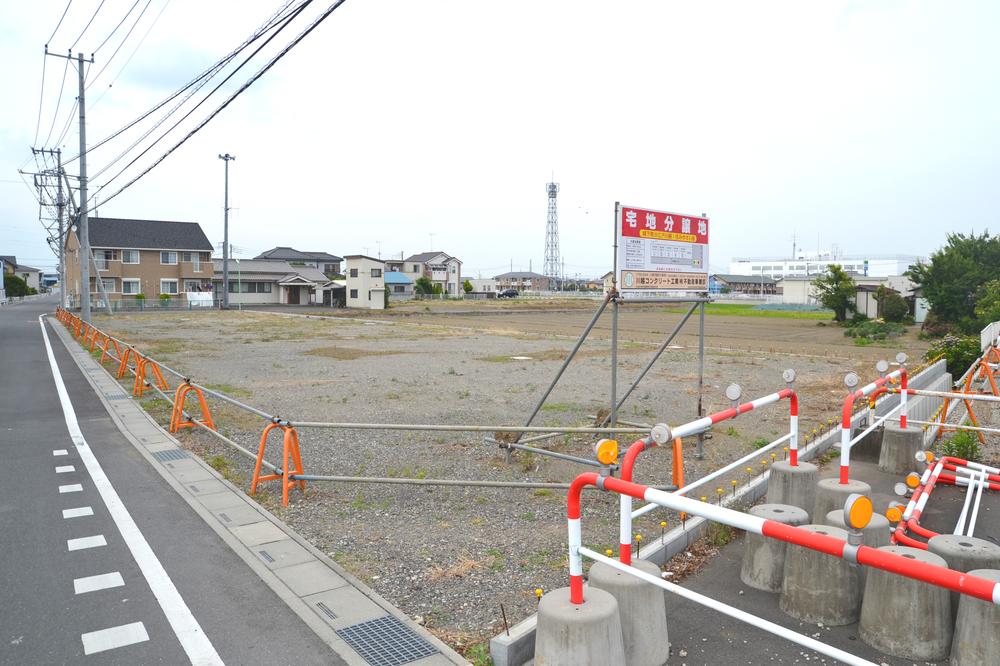 Local photos, including front road