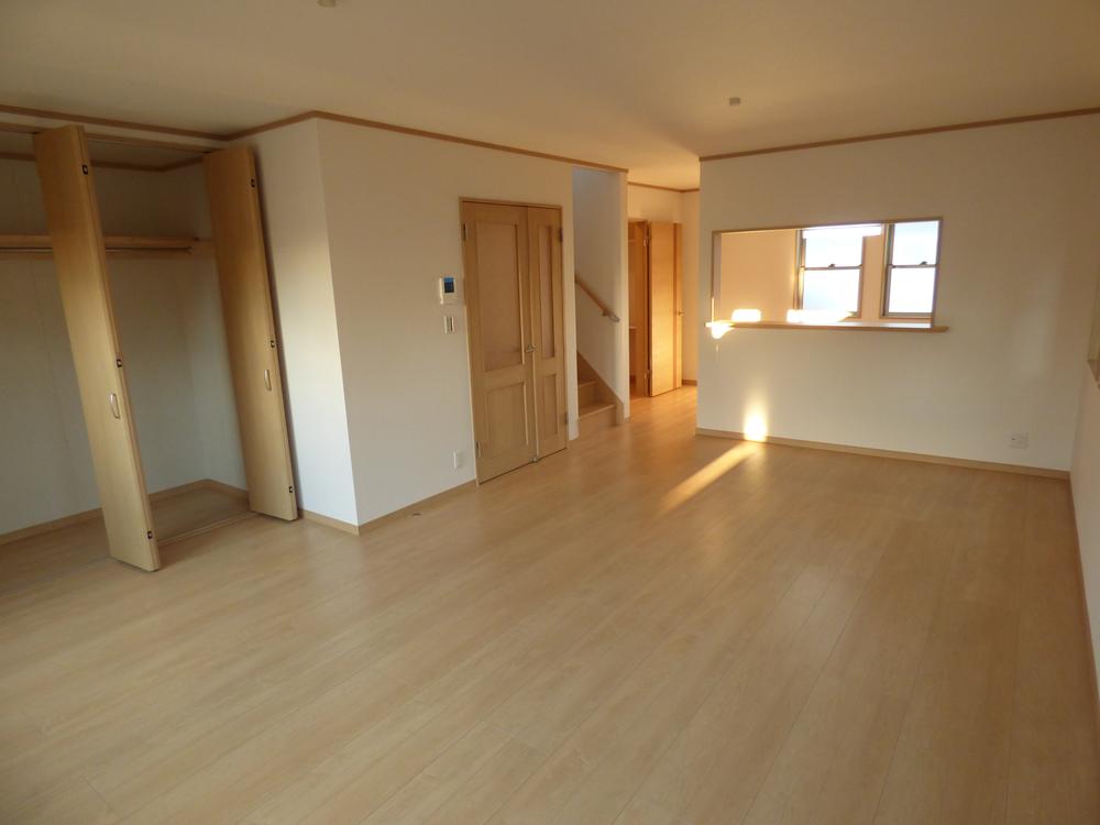 Living.  [living] (December 2013) Shooting