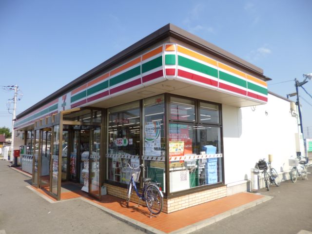Convenience store. Seven-Eleven (convenience store) to 400m