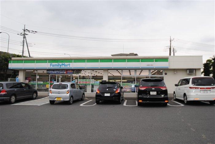 Convenience store. 1450m to FamilyMart Kawagoe Minamiotsuka shop