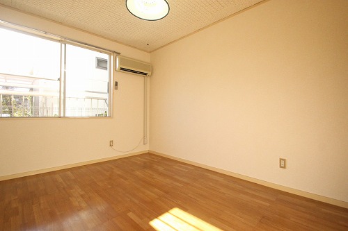 Other room space. Apamanshop Tsurugashima shop TEL: 049-233-7511
