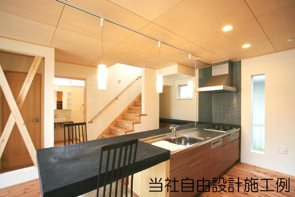 Building plan example (introspection photo). Reference Plan: Our free design and construction example