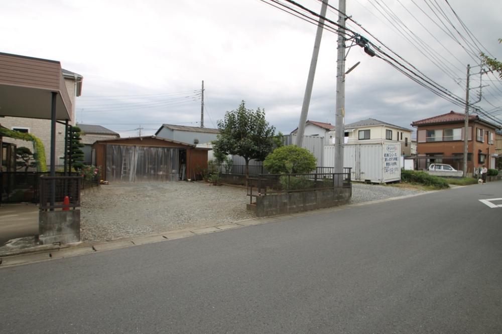 Local photos, including front road