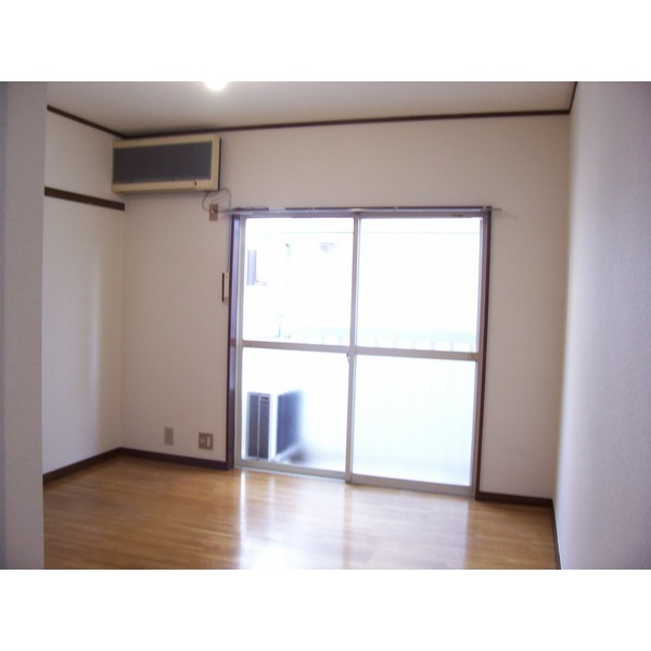 Living and room. Photograph of 2F of the room