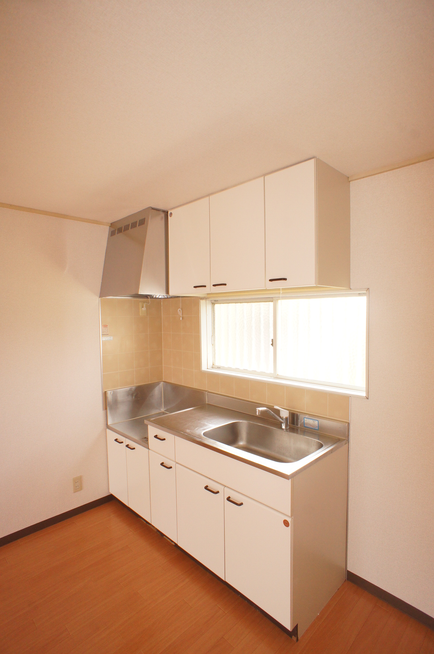 Kitchen. Gas stove installation Allowed