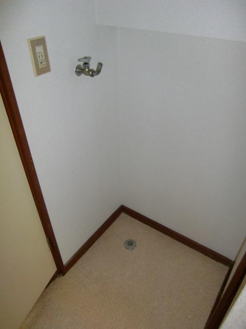 Other. Washing machine Storage