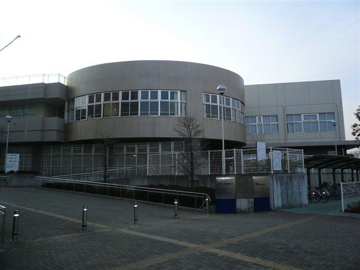 library. 1600m to Kawagoe Tatsunishi library