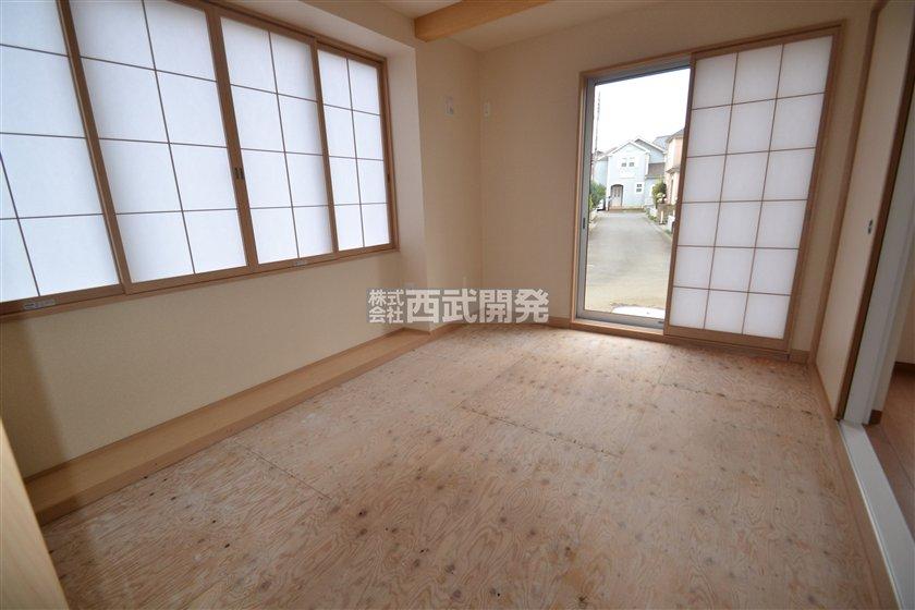 Non-living room. Indoor (10 May 2013) Shooting