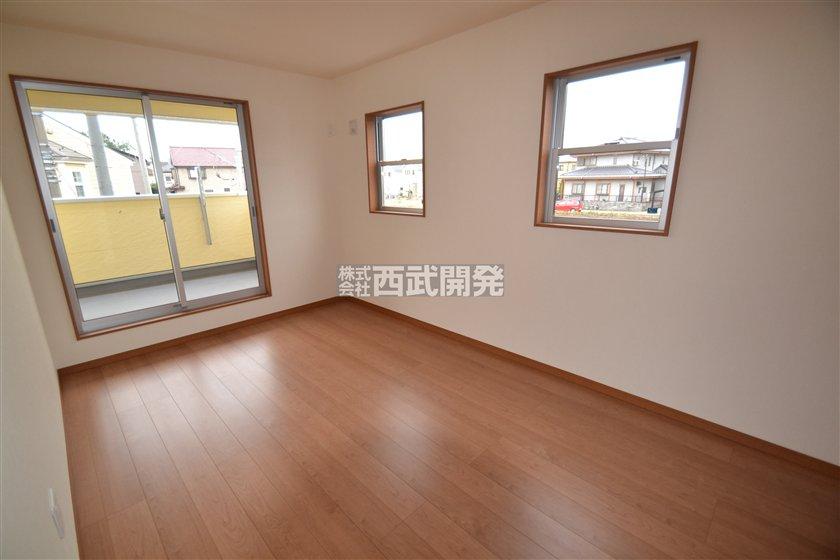 Non-living room. Indoor (10 May 2013) Shooting