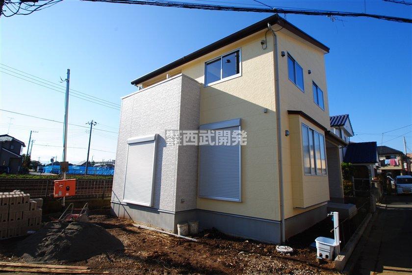 Local appearance photo. Local (10 May 2013) Shooting