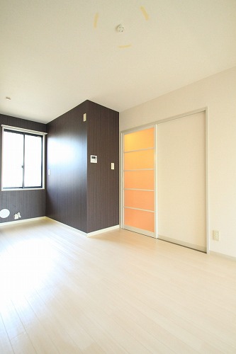 Living and room. Apamanshop Tsurugashima shop TEL: 049-233-7511