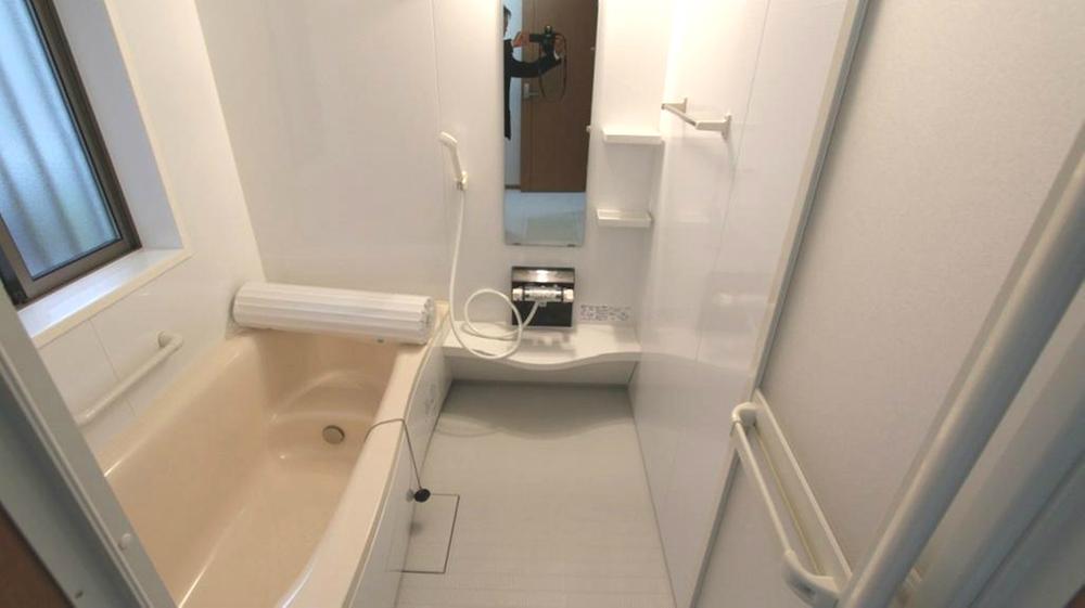 Bathroom. Reference: Contractors construction cases