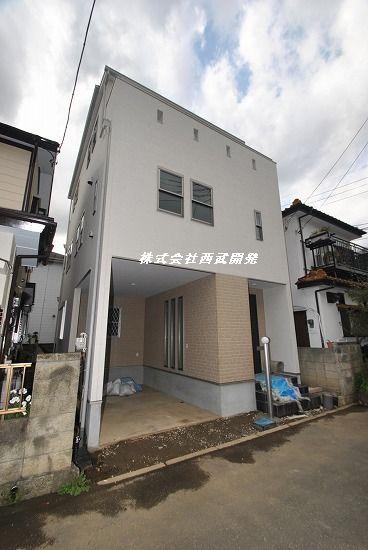 Local appearance photo. Local (11 May 2013) Shooting