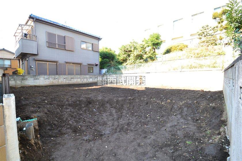 Local appearance photo. Local (11 May 2013) Shooting