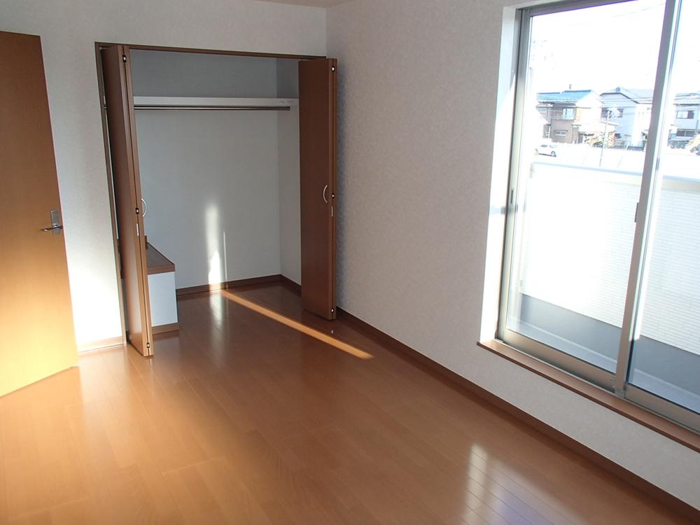 Non-living room. Building 2