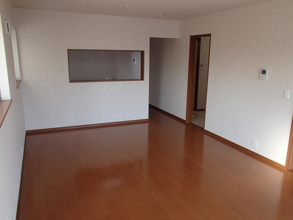 Living. Local (12 May 2013) Shooting