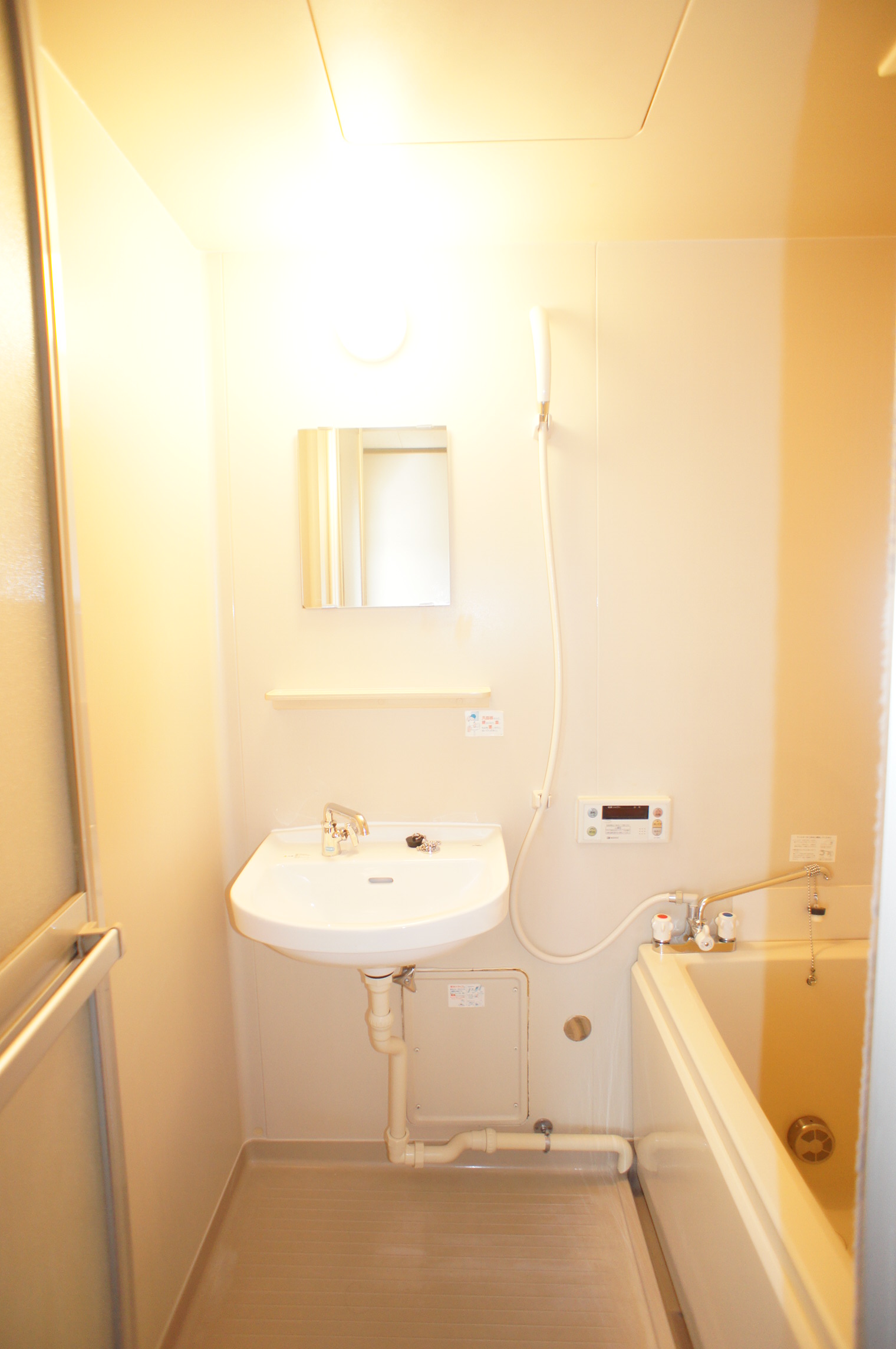 Washroom. It will be in the photo of another room per retreat scheduled! 