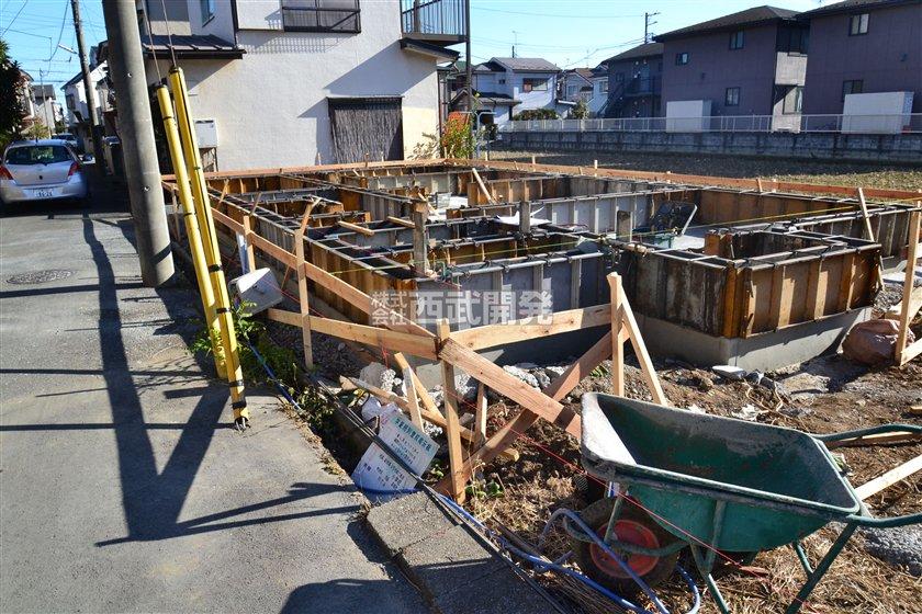 Local appearance photo. Local (12 May 2013) Shooting