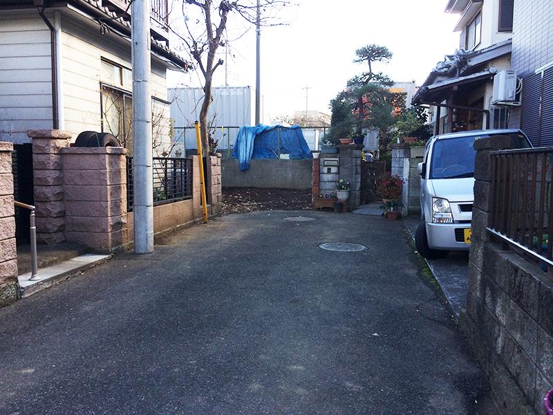 Local photos, including front road. Local (12 May 2013) Shooting