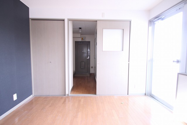 Other common areas.  ■ It will be another of the room photo of the same properties.