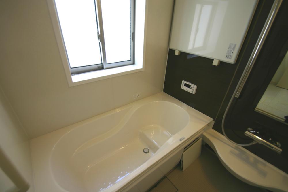 Bathroom. Reference: Contractors construction cases