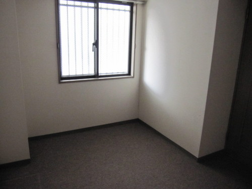 Other room space. Western-style (about 5.1 tatami mats)