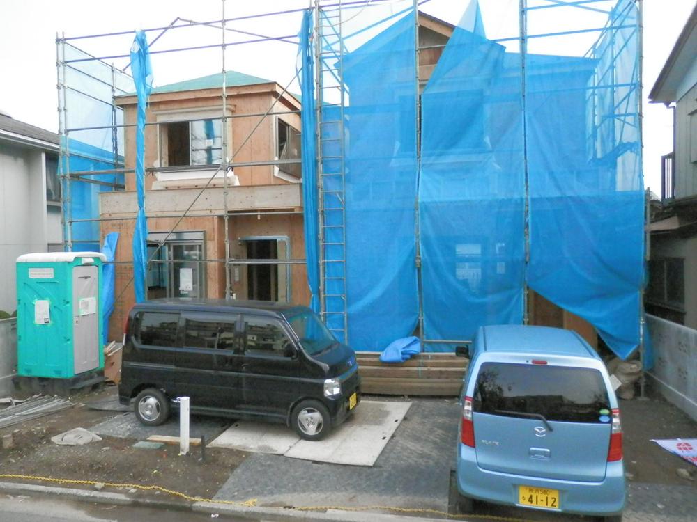 Local appearance photo. Local (11 May 2013) Shooting