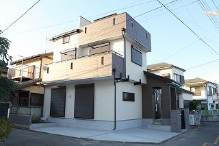 Local appearance photo. Local (11 May 2013) Shooting