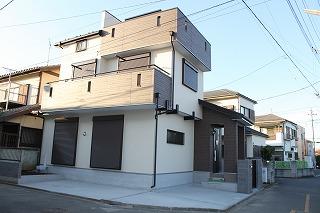 Local appearance photo. Local (11 May 2013) Shooting