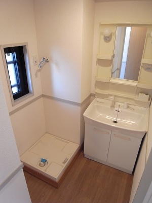 Washroom. Washroom even with window ventilation OK