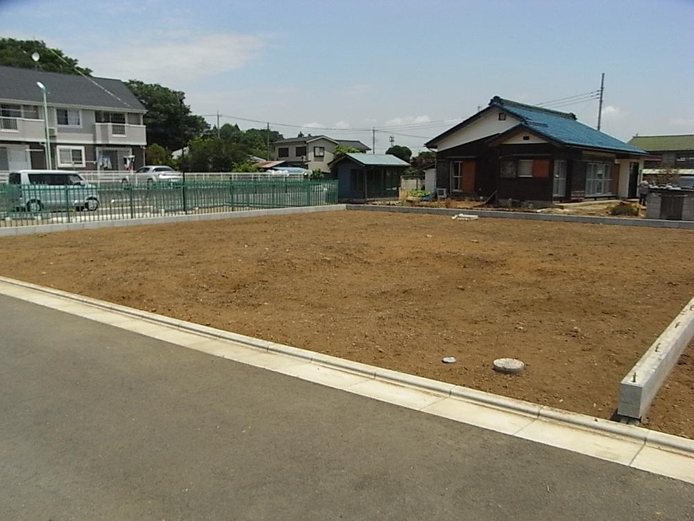 Local land photo. All sections 60 square meters.