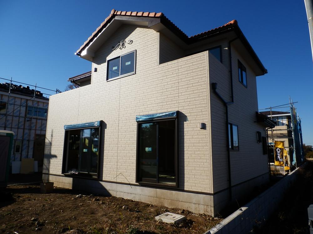 Local appearance photo. Local (11 May 2013) Shooting 1 Building