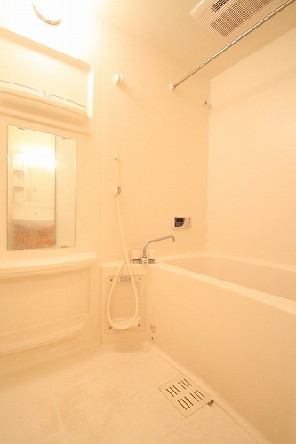 Bath. Apamanshop Tsurugashima shop TEL: 049-233-7511