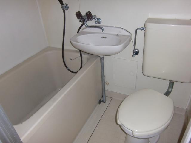 Bath. bus ・ toilet