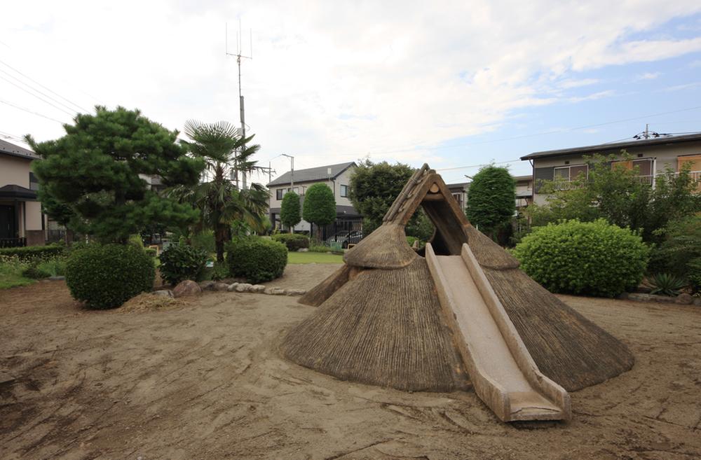 park. Kasumigasekihigashi 109m walk 2 minutes until the fifth park