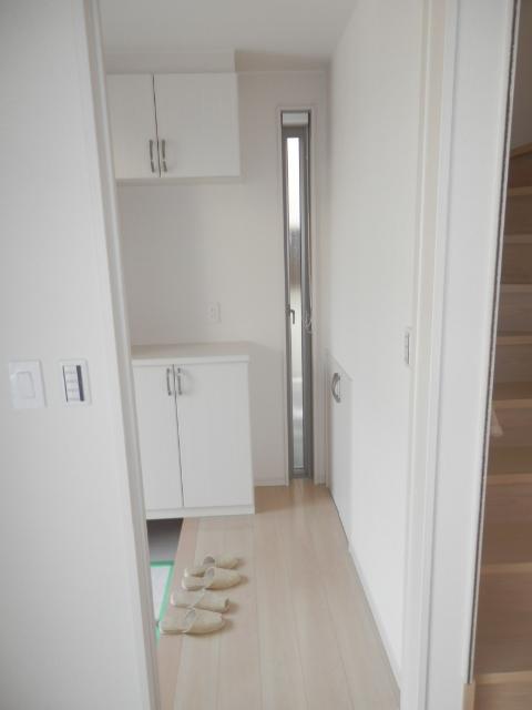 Same specifications photos (Other introspection). Same specifications