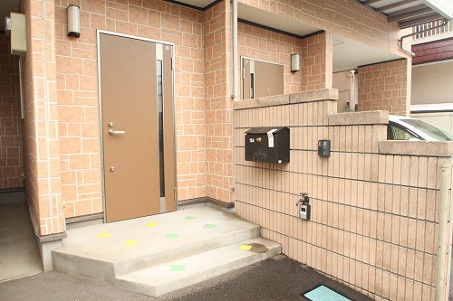 Entrance. House HP⇒http / / www.t-apapla.com /