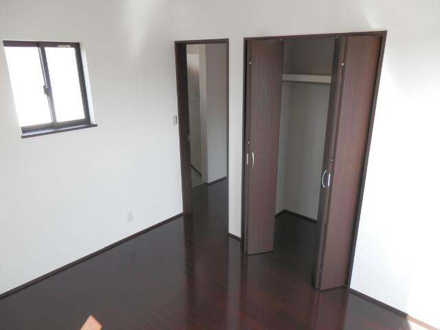 Non-living room. Local (June 2013) Shooting