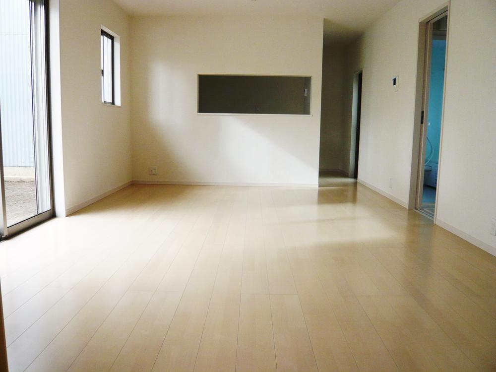 Living. Indoor (12 May 2013) Shooting