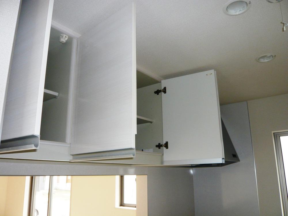 Kitchen. Indoor (12 May 2013) Shooting