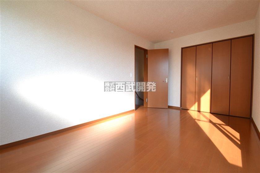 Non-living room. Indoor (11 May 2013) Shooting